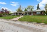 1880 Meadowview Lane - Photo 2