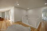 402 Robinson Street - Photo 21