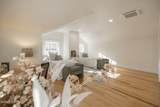 402 Robinson Street - Photo 24