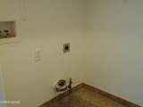 2729 Elizabeth Parkway - Photo 9