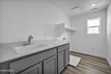 725 Kess Way - Photo 23