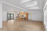 7895 Claridge Pointe Parkway - Photo 10