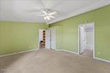 7895 Claridge Pointe Parkway - Photo 17