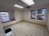 511 Robinson Street - Photo 12