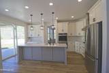 3075 Roxbury Drive - Photo 4