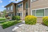 423 Barclay Ct - Photo 2