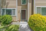 423 Barclay Ct - Photo 3