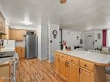 1108 Tamarisk Street - Photo 15