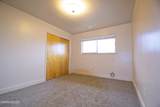995 Roberts Street - Photo 18