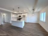 660 Emerald Lane - Photo 7