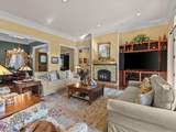 201 Argyle Court - Photo 15