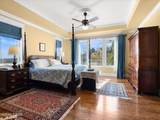 201 Argyle Court - Photo 37