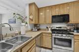 900 Meadows Parkway - Photo 19