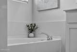 8405 Fenhollow Drive - Photo 32