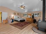16500 Pyramid Highway - Photo 36