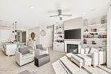8286 Fenhollow Drive - Photo 17