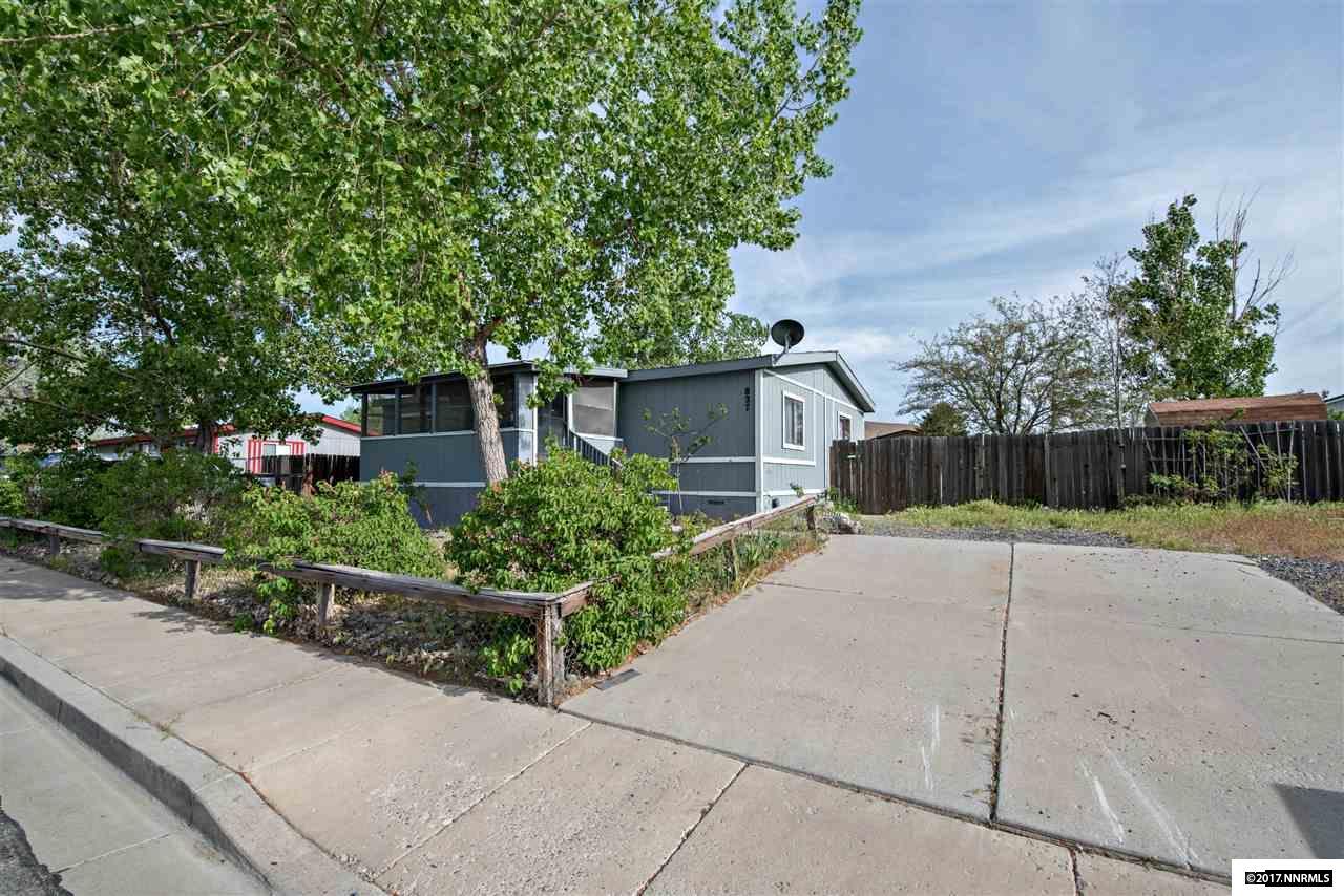 827 Scott Drive - Photo 1