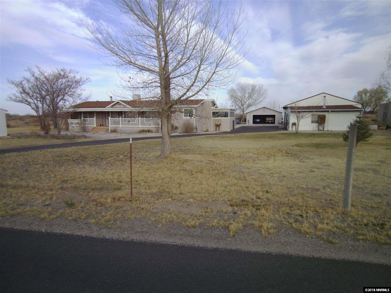 1320 Gummow - Photo 1