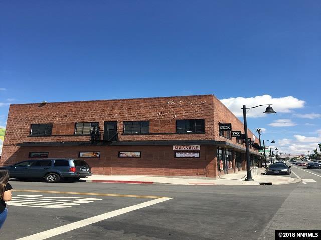 1479 Wells Ave - Photo 1
