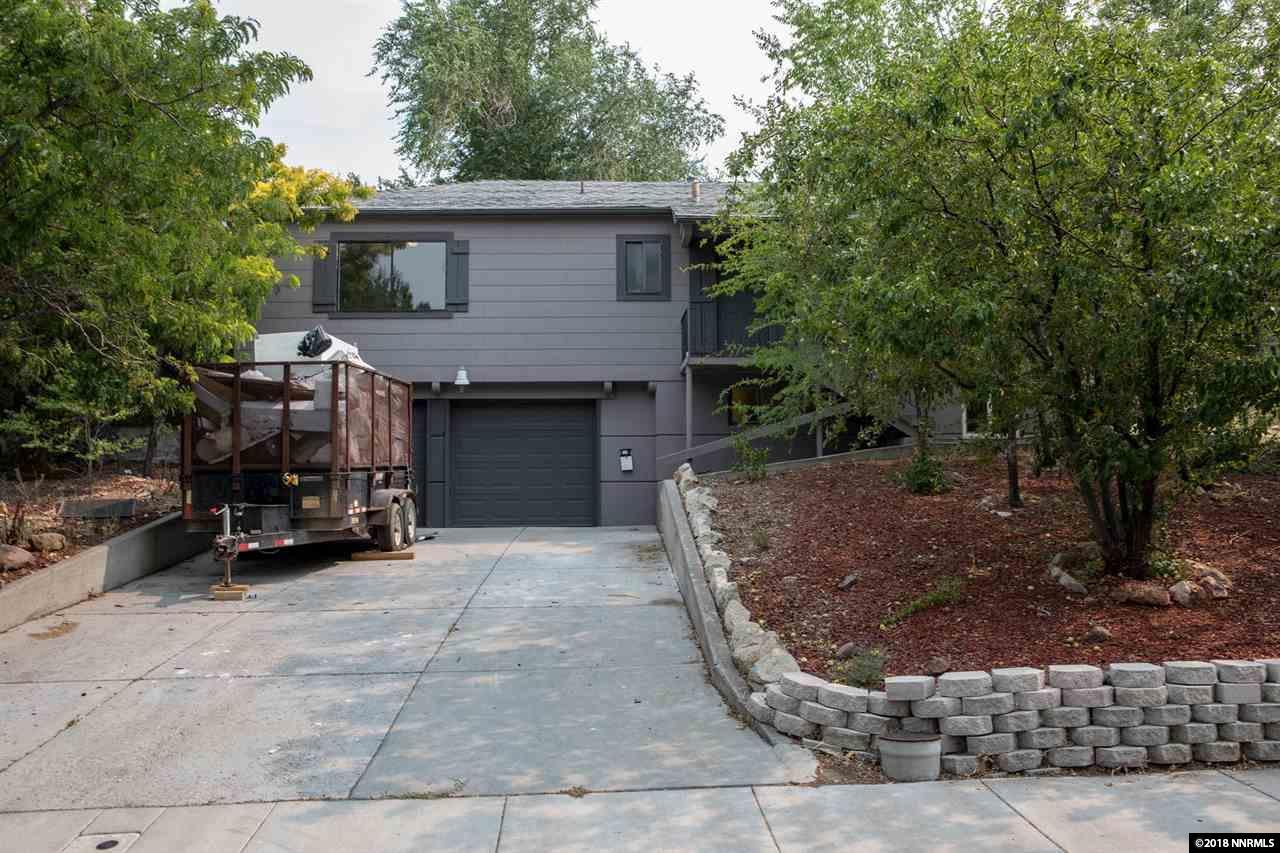 1820 Elmcrest - Photo 1