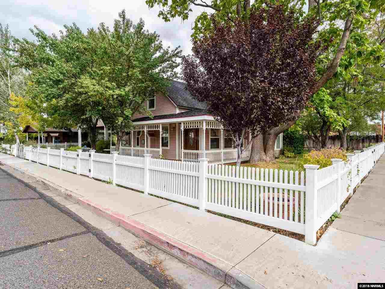 1421 Douglas Avenue - Photo 1