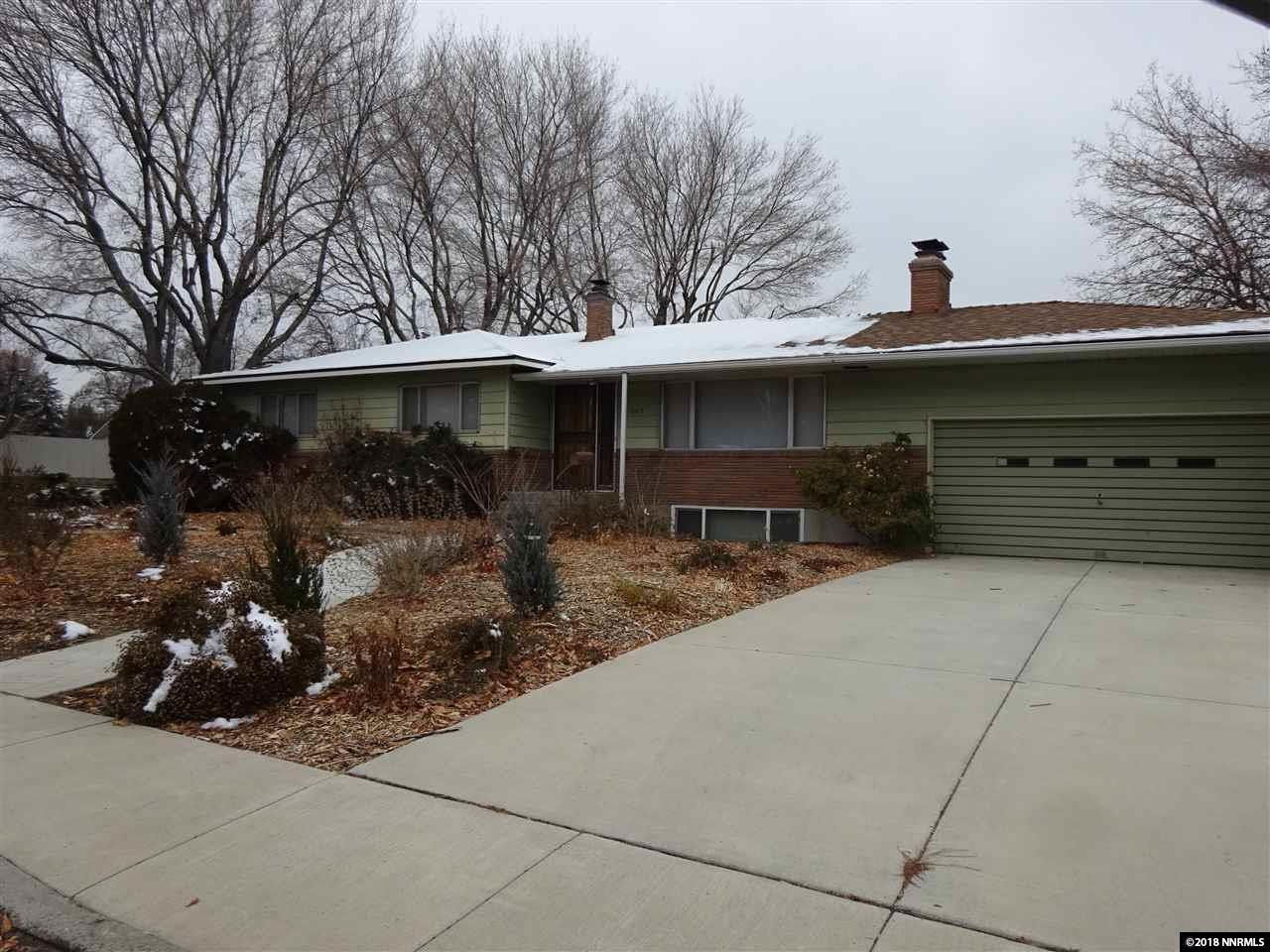 665 Rosewood Drive - Photo 1