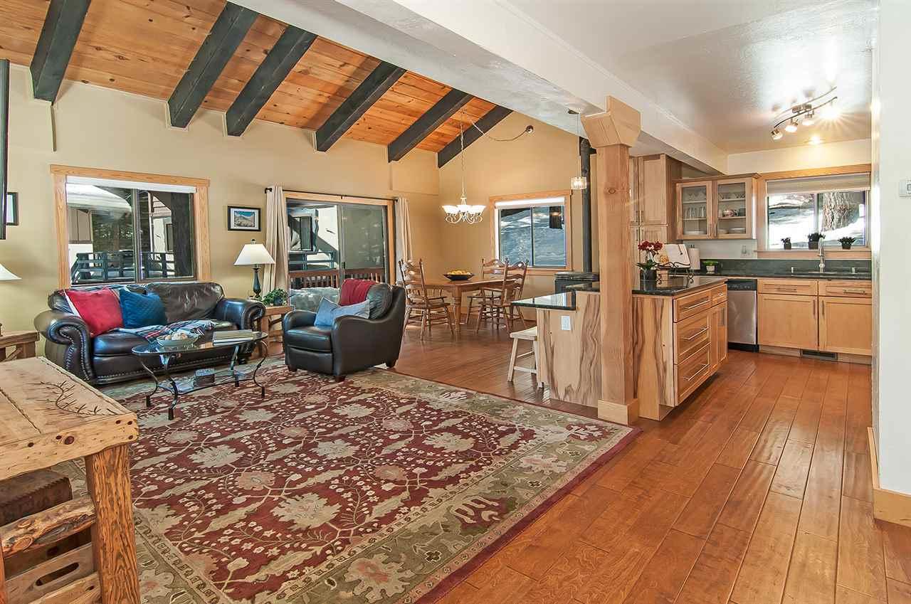 1359 Zurich Lane - Photo 1