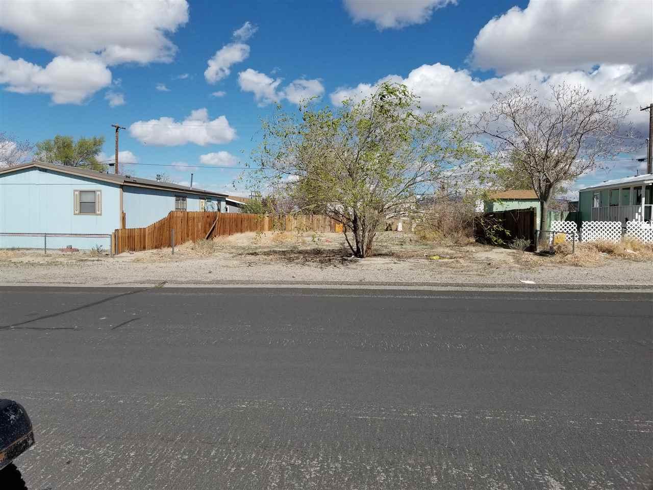562 N Street - Photo 1