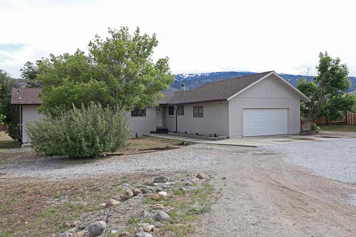 255 Courtney Ln - Photo 1