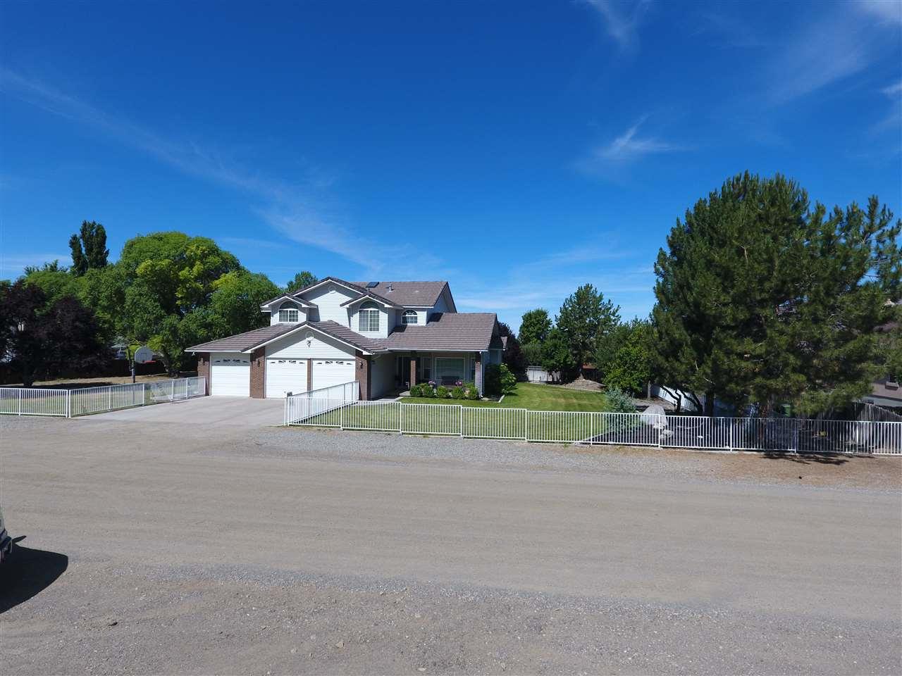 3472 Stuart St - Photo 1