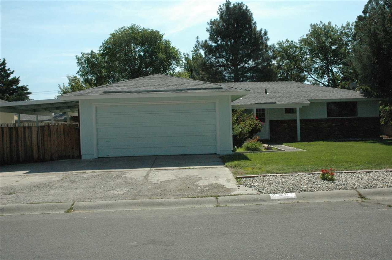 2501 Merrit Drive - Photo 1