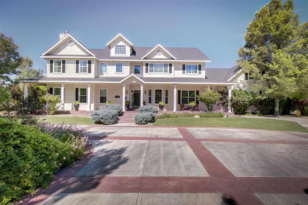1407 Willow Creek - Photo 1