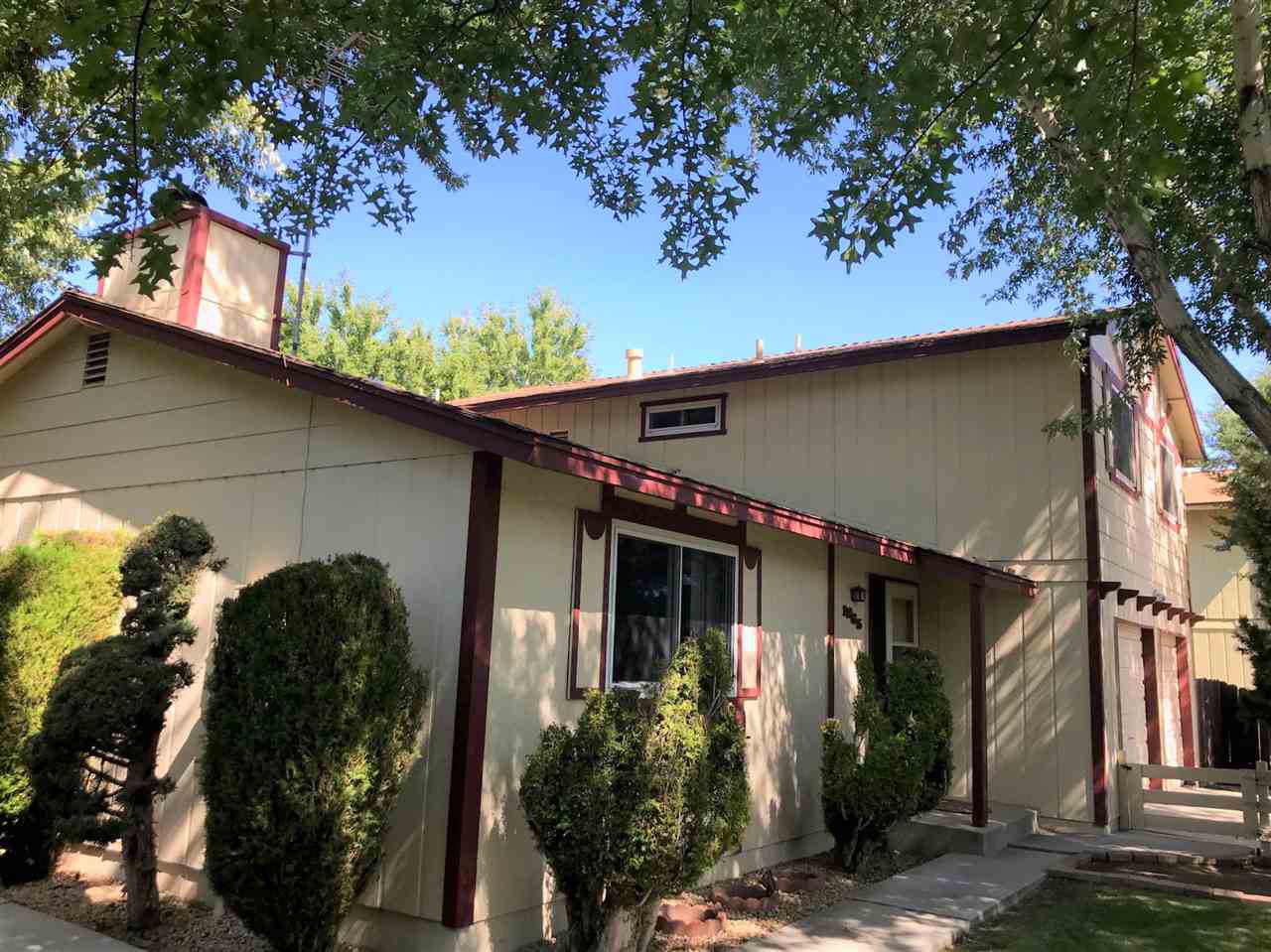 1265 Autumn Hills Drive - Photo 1
