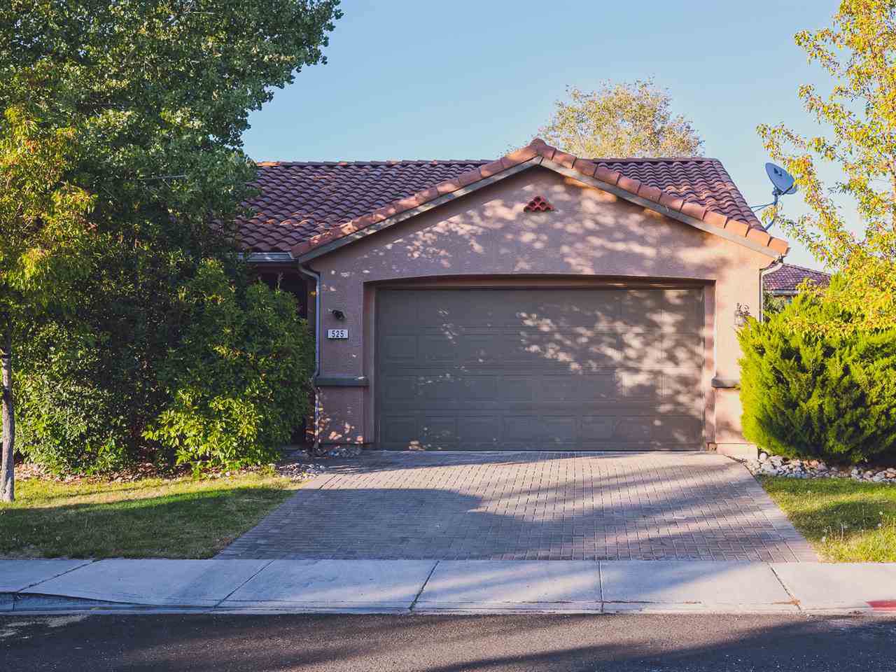 525 Luciana Dr - Photo 1