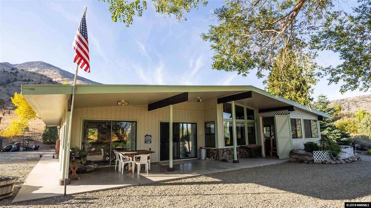 2050 Comstock Dr - Photo 1