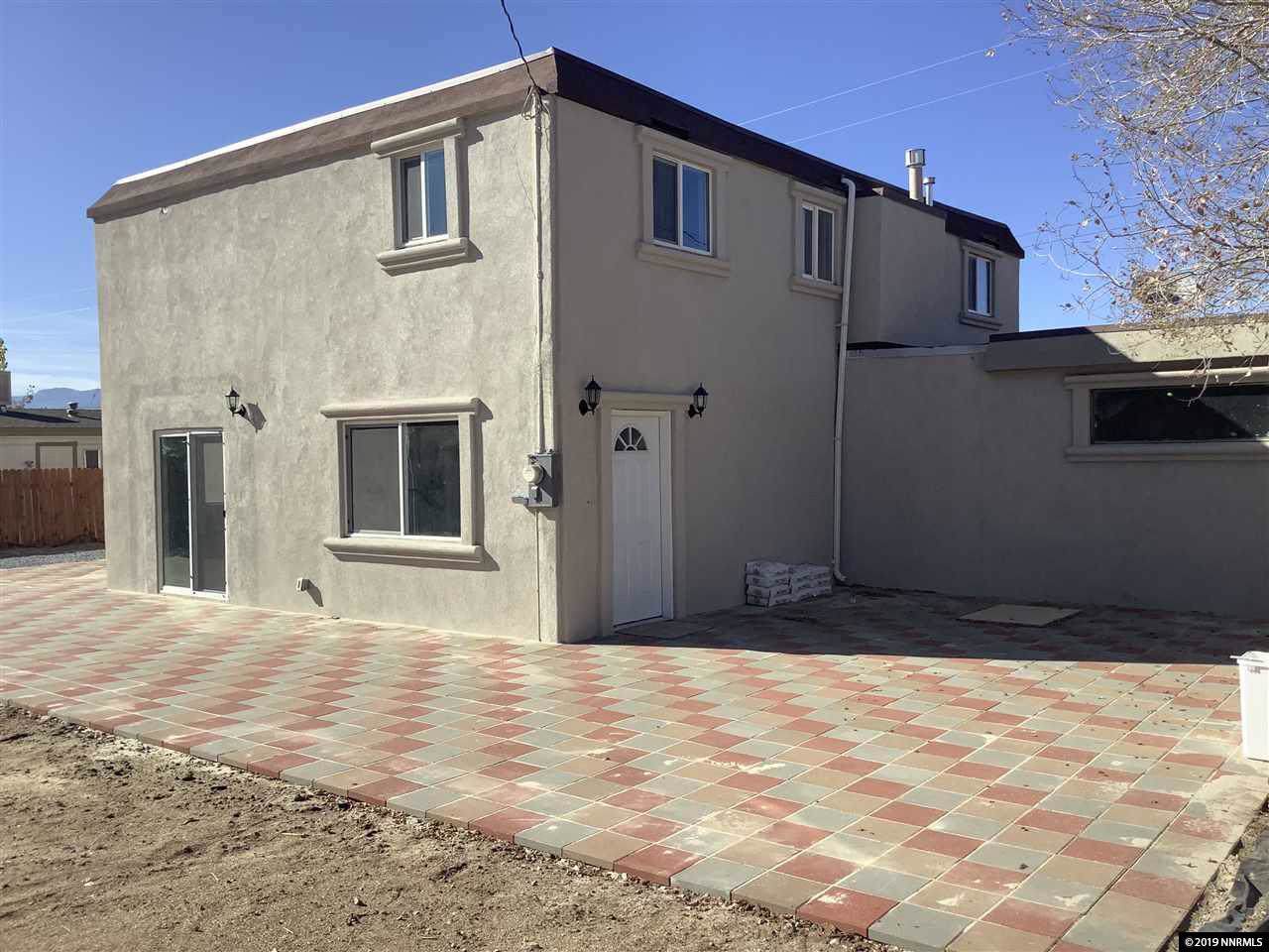 550 9th Ave - Photo 1