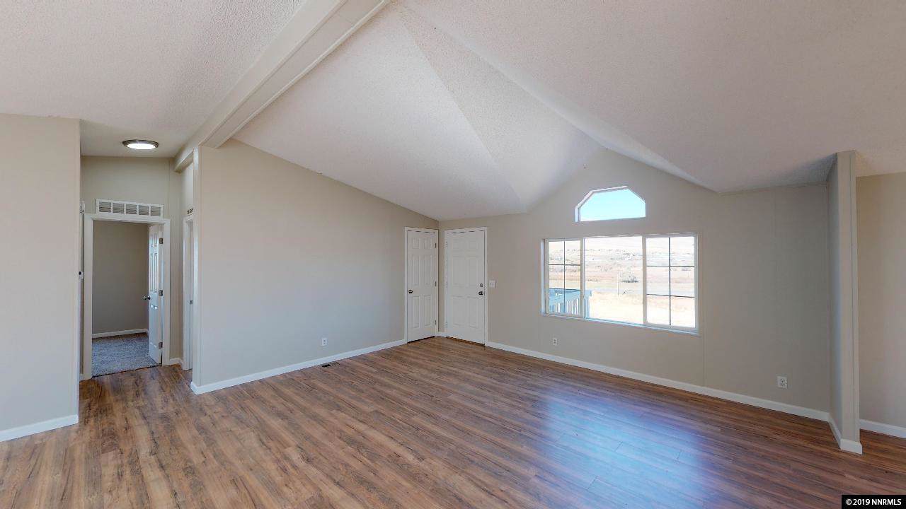 5075 See Dr. - Photo 1