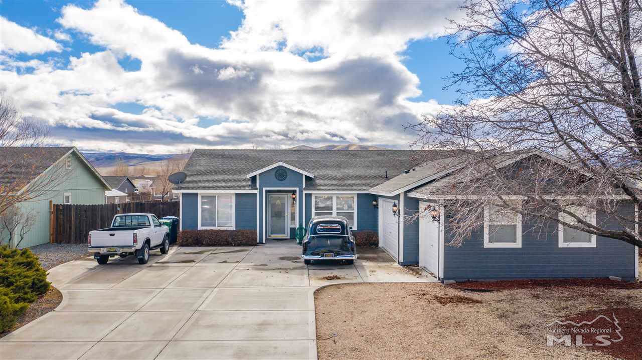 620 Jenny's Lane - Photo 1