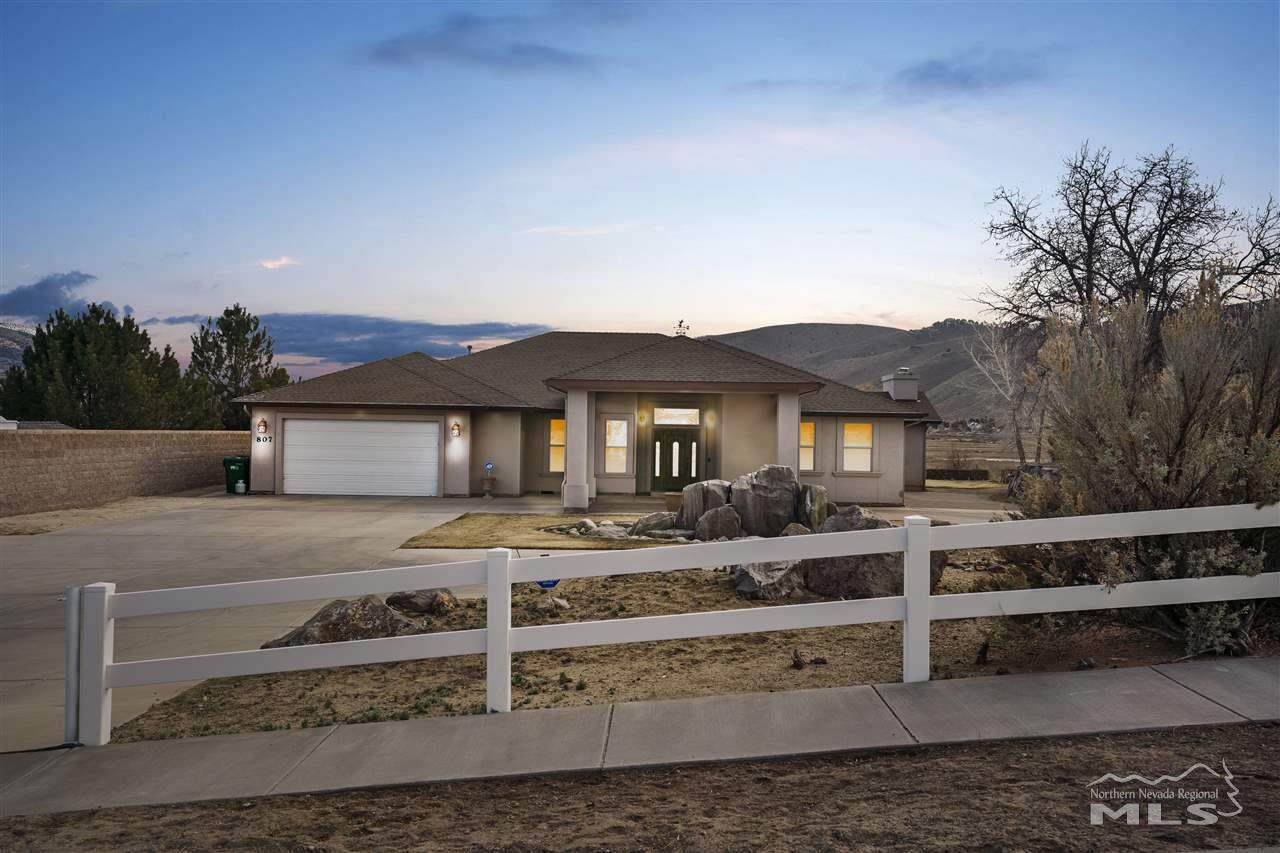 807 Marsh - Photo 1