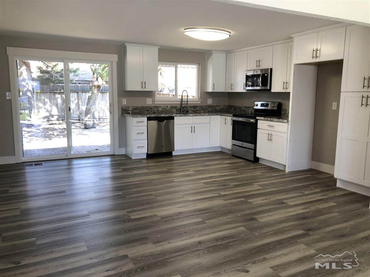 2421 Meadowbrook Ln. - Photo 1 2421 Meadowbrook Ln. - Photo 1