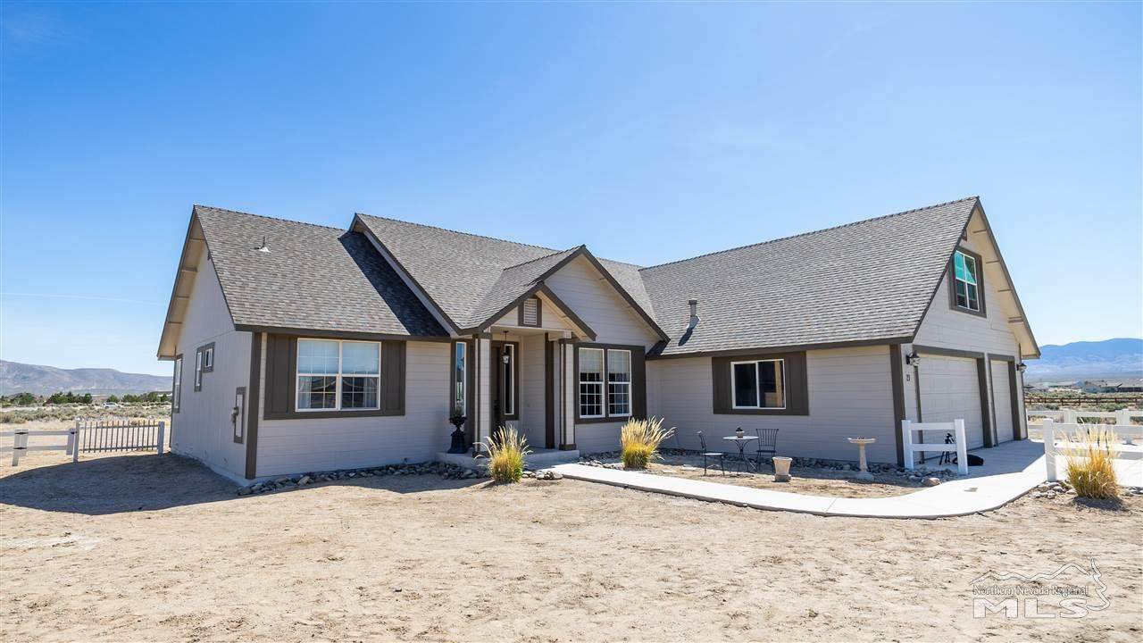 21 Desert View Dr. - Photo 1
