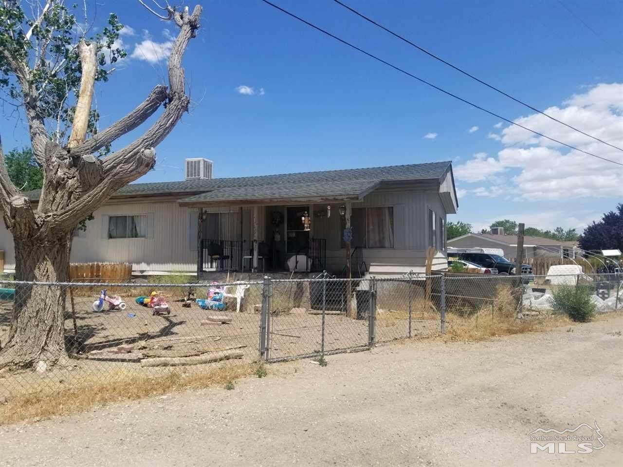 5560 Sidehill - Photo 1