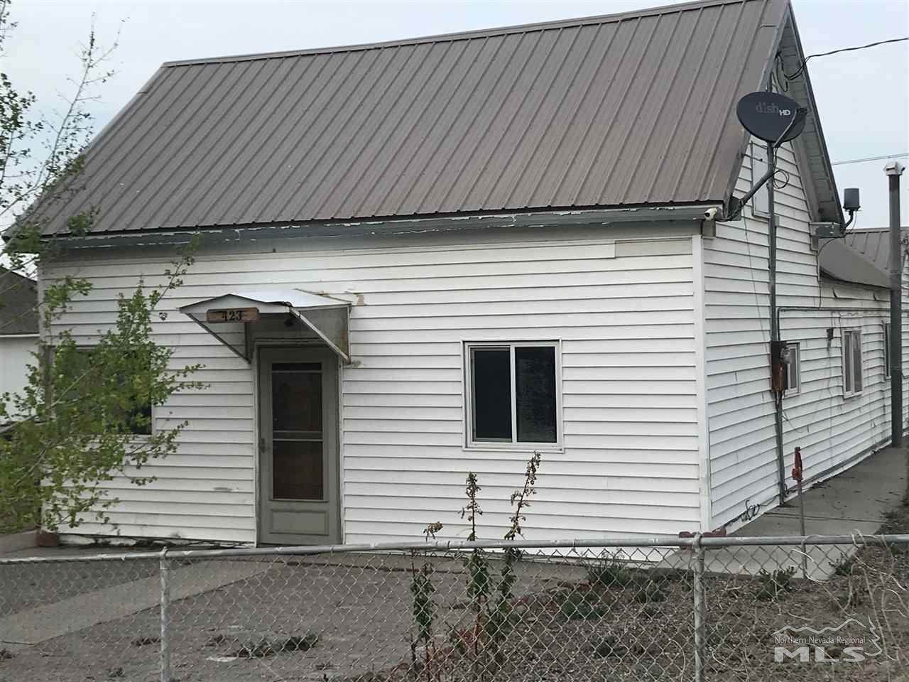 423 Pavilion - Photo 1