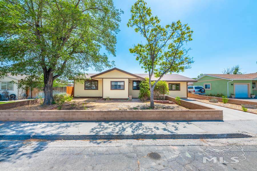 1061 Lee Avenue - Photo 1