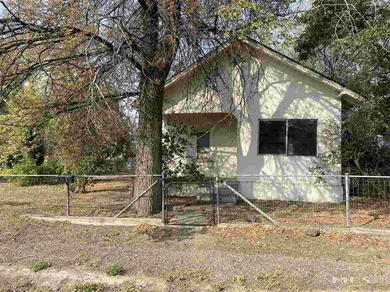 631 Garrison St. - Photo 1