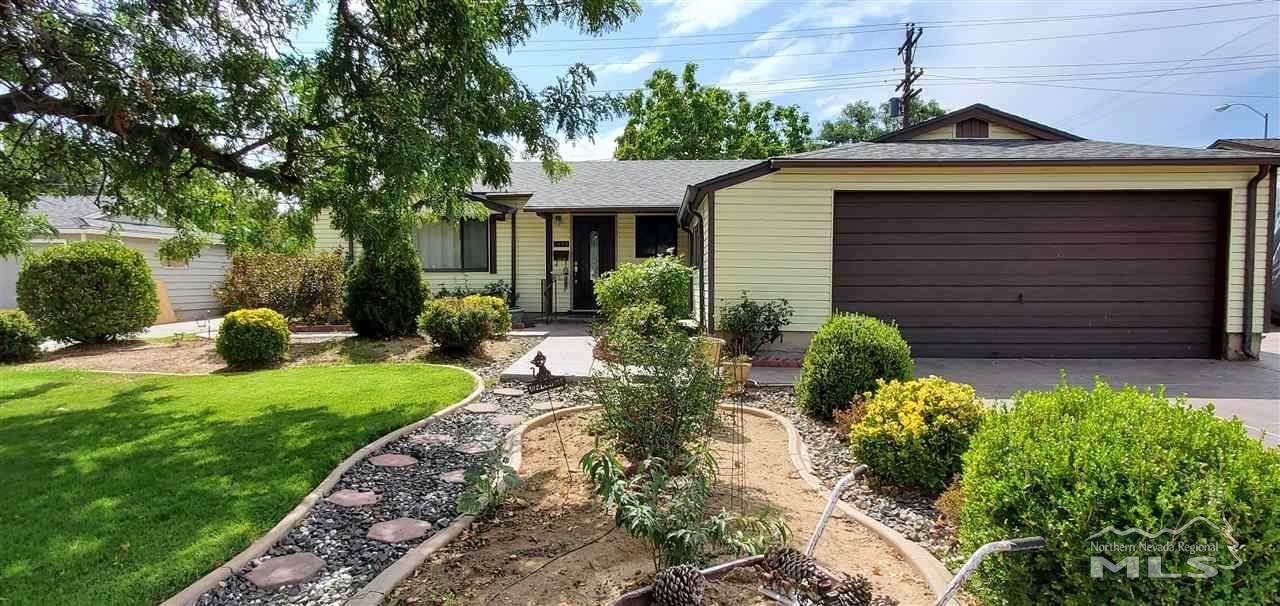 1445 Oxford Ave - Photo 1
