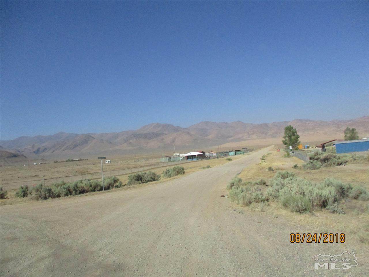 711 Zuni Dr. - Photo 1