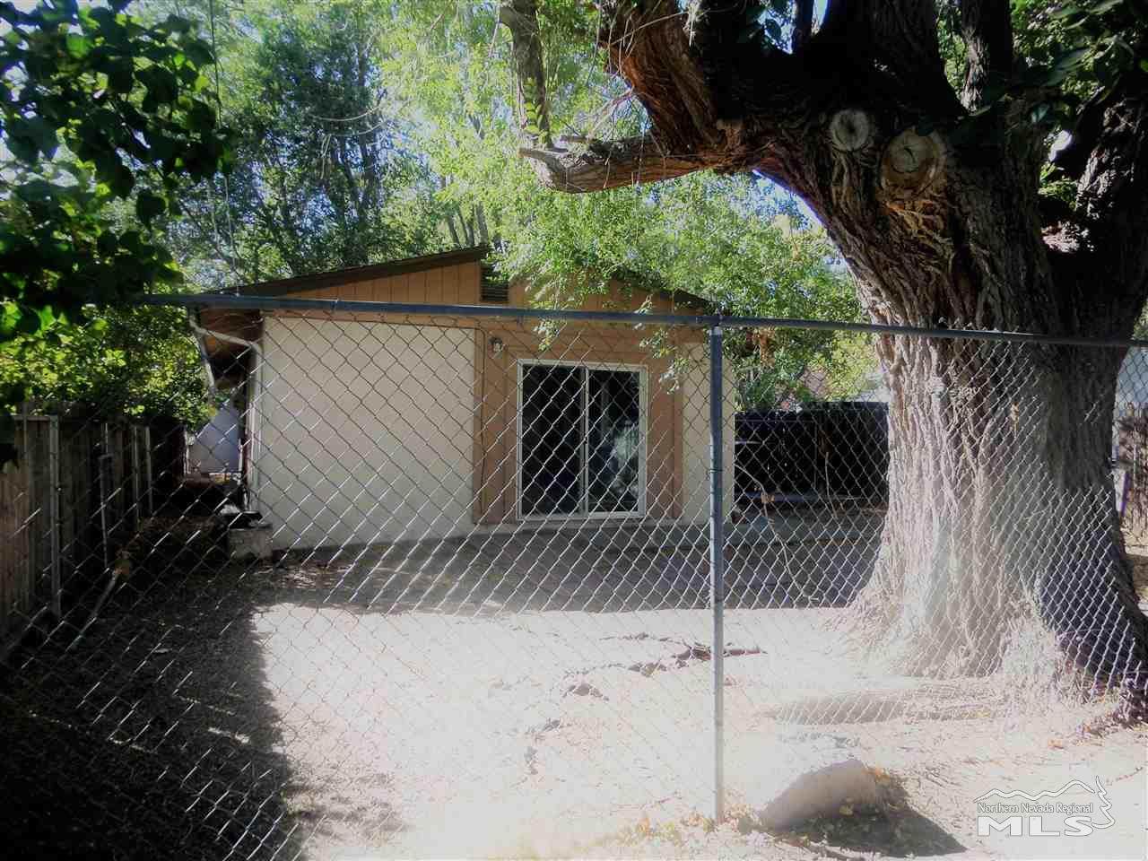 215 Roop Street - Photo 1