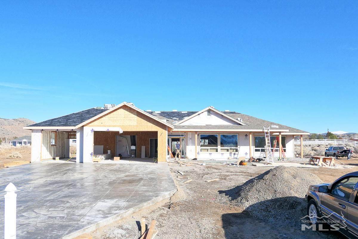 2751 Stewart Ave - Photo 1