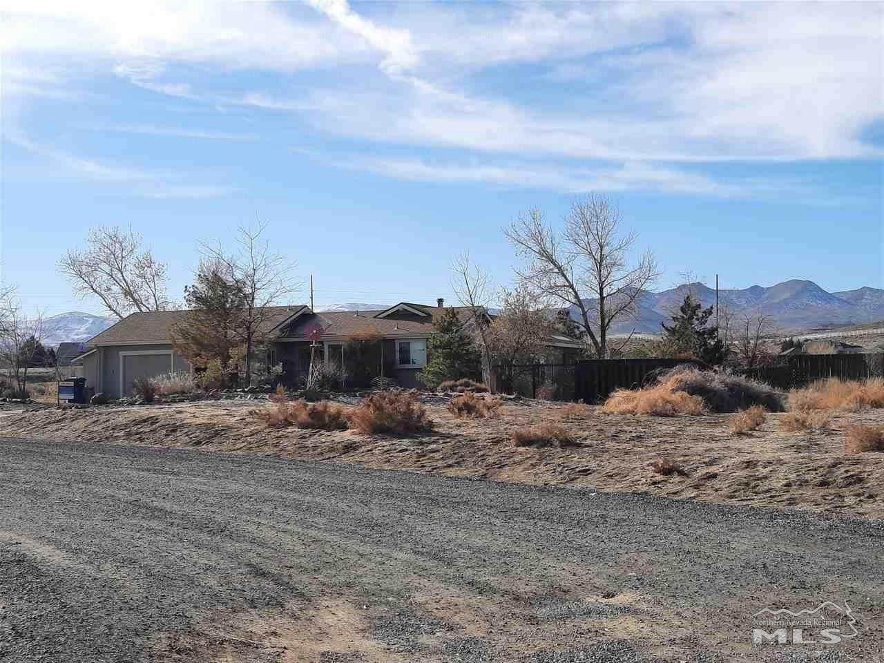 305 Family Ct - Photo 1
